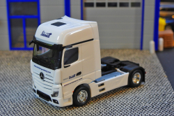 20251026-Schmidt-00223