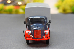 20251030-Schmidt-00029