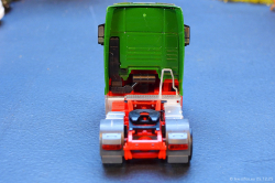 20251225-Schmitz-Robert-00077