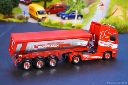 20251107-Schrefler-00040