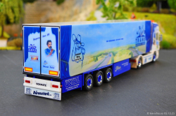 20251205-Trio-Trans-00988