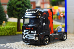 20251205-Trio-Trans-01118