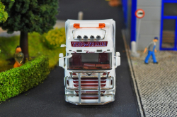 20251205-Trio-Trans-01229