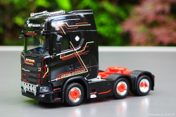 20250518-Weber-00059