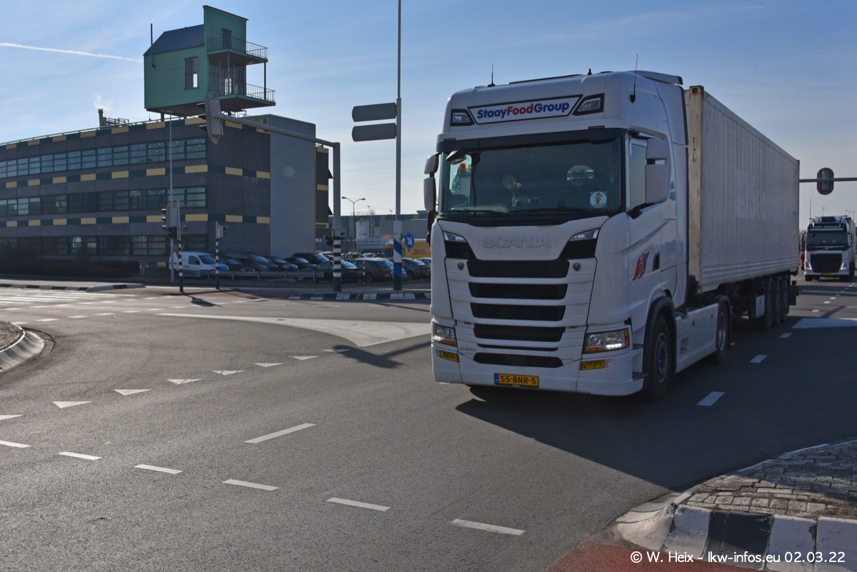 20220626-Rotterdam-Containerhafen-00409.jpg